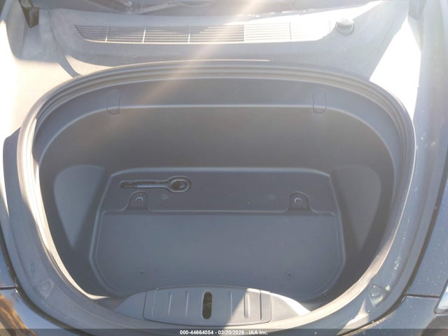 2019 TESLA MODEL 3 5YJ3E1EA2KF400068 Photo 9