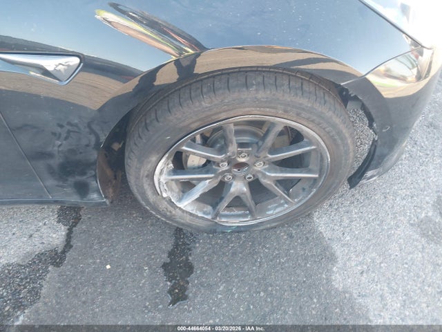 2019 TESLA MODEL 3 5YJ3E1EA2KF400068 Photo 5