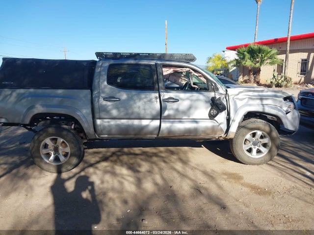 3TMCZ5AN1JM184762 Toyota Tacoma Sr5 V6