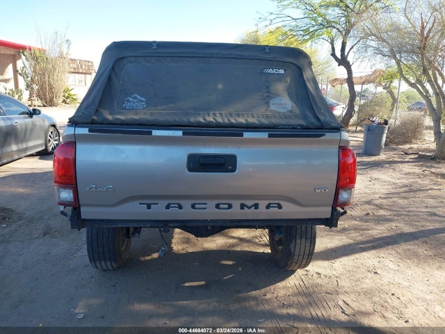 3TMCZ5AN1JM184762 Toyota Tacoma Sr5 V6