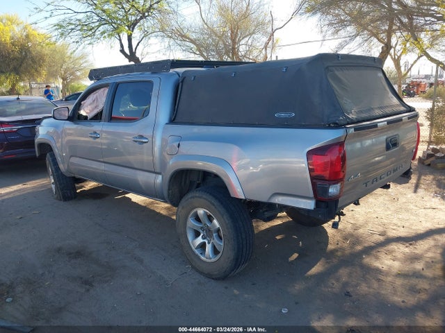 3TMCZ5AN1JM184762 Toyota Tacoma Sr5 V6