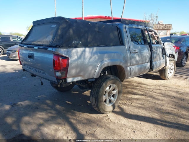 3TMCZ5AN1JM184762 Toyota Tacoma Sr5 V6