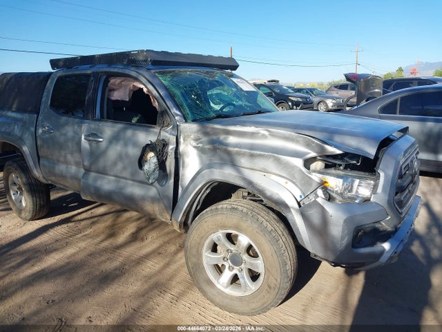 3TMCZ5AN1JM184762 Toyota Tacoma Sr5 V6