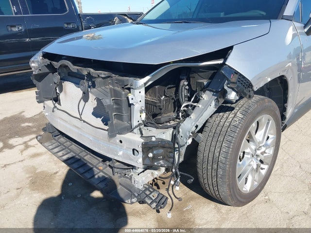 Toyota Rav4 Xle Premium 2024 2T3A1RFV7RC486616 Image 6