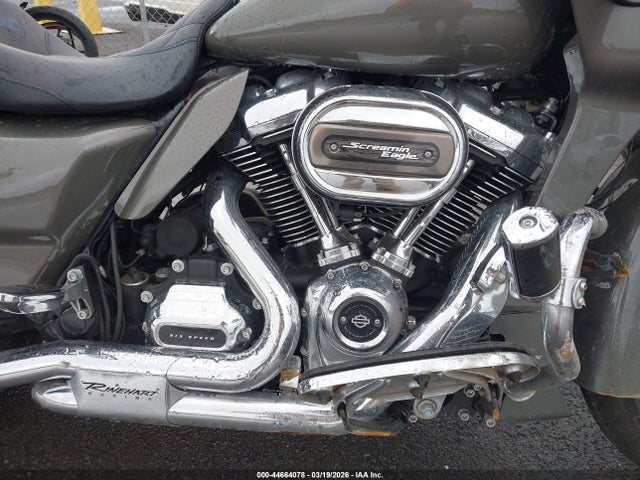 Harley-Davidson FLTRX 2019 1HD1KHC1XKB617722 Image 8