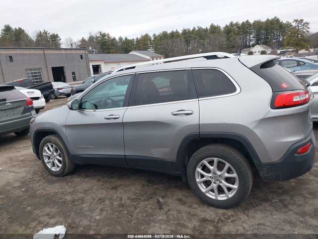 44664096 :رقم المزاد ، 1C4PJLCS9GW171850 vin ، 2016 Jeep Cherokee Latitude مزاد بيع