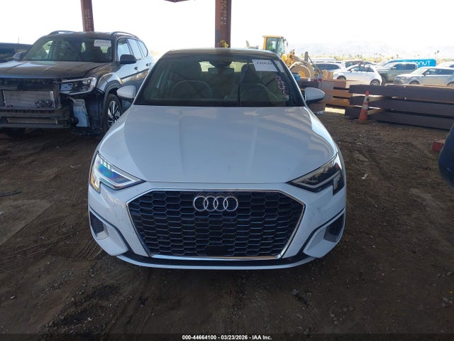 44664100 :رقم المزاد ، WAUAUDGY7RA079442 vin ، 2024 Audi A3 Premium 40 Tfsi Front-wheel Drive S Tronic مزاد بيع