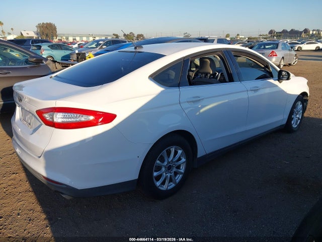 Aukcja sprzedaży 2015 Ford Fusion S, vin: 3FA6P0G70FR306851, numer aukcji: 44664114