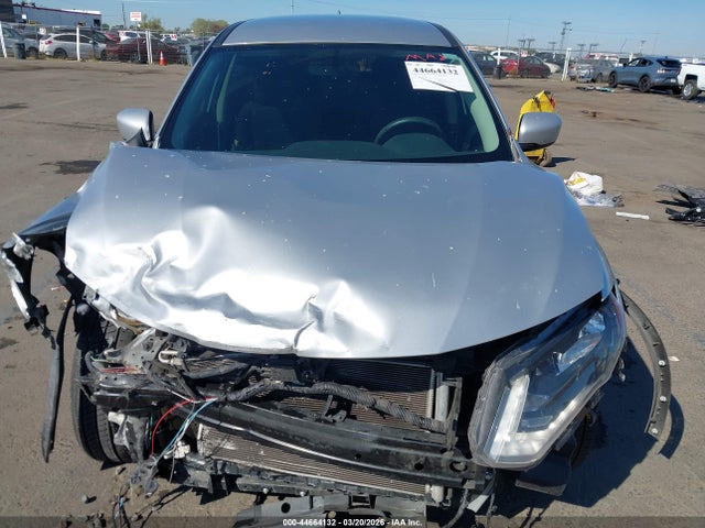 44664132 :رقم المزاد ، KNMAT2MT5JP598526 vin ، 2018 Nissan Rogue S مزاد بيع