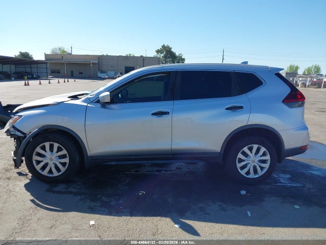 44664132 :رقم المزاد ، KNMAT2MT5JP598526 vin ، 2018 Nissan Rogue S مزاد بيع