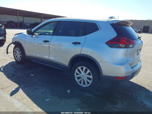 44664132 :رقم المزاد ، KNMAT2MT5JP598526 vin ، 2018 Nissan Rogue S مزاد بيع