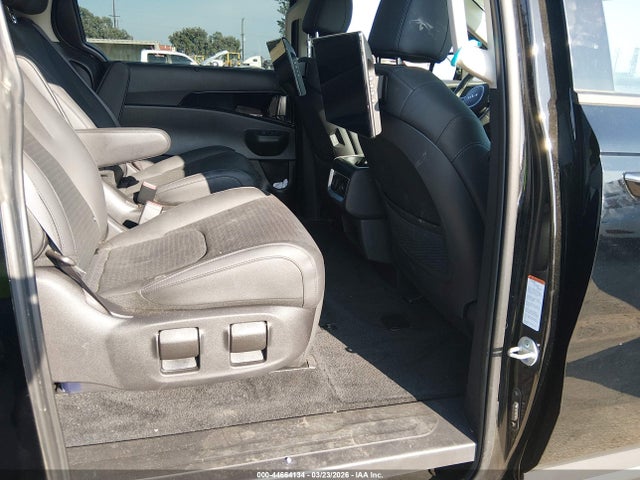 KNDNE5KA9S6050180 KIA Carnival Mpv Hybrid Sx Prestige