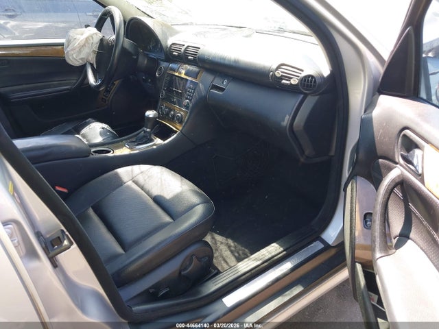 44664140 :رقم المزاد ، WDBRF52H27F932471 vin ، 2007 Mercedes-benz C 230 Sport مزاد بيع