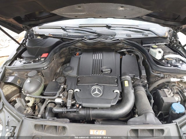Продажа на аукционе авто 2012 Mercedes-benz C 250, vin: WDDGJ4HB5CF792209, номер лота: 44664145