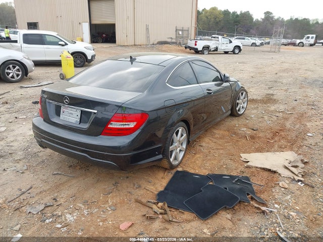 Продажа на аукционе авто 2012 Mercedes-benz C 250, vin: WDDGJ4HB5CF792209, номер лота: 44664145