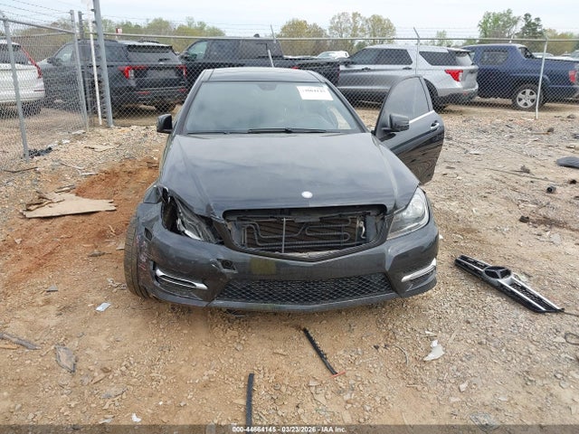 Продажа на аукционе авто 2012 Mercedes-benz C 250, vin: WDDGJ4HB5CF792209, номер лота: 44664145