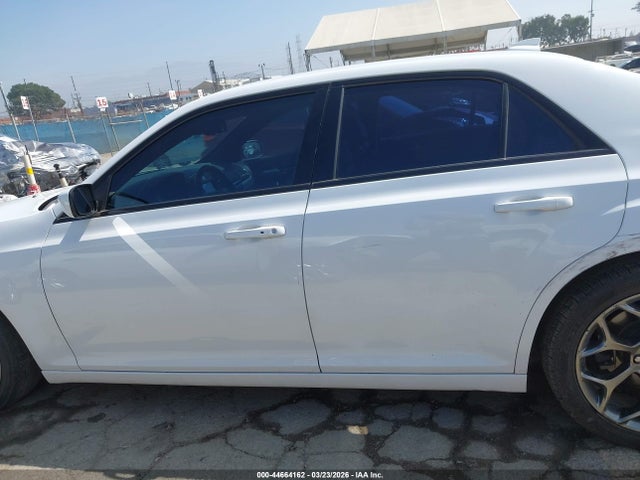 Aukcja sprzedaży 2017 Chrysler 300 300s, vin: 2C3CCABG5HH538547, numer aukcji: 44664162