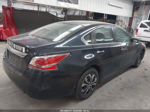 1N4AL3AP3FC569267 Nissan Altima 2.5 S
