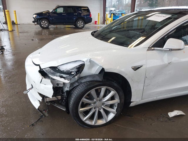 5YJ3E1EA3LF504795 Tesla Model 3 Standard Range Plus Rear-wheel Drive/standard Range Rear-wheel Drive