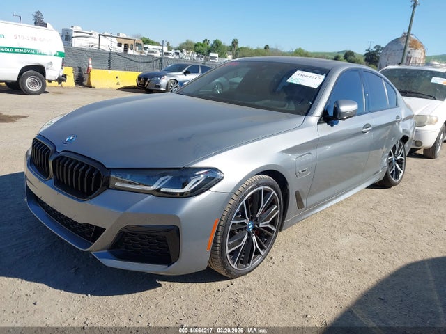 44664217 :رقم المزاد ، WBA13AG0XPCM16439 vin ، 2023 Bmw 530e مزاد بيع