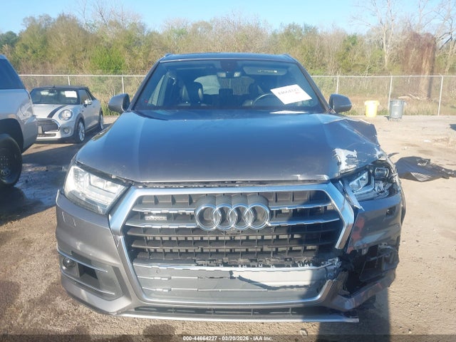 Продаж на аукціоні авто 2017 Audi Q7 3.0t Premium, vin: WA1LAAF72HD016817, номер лоту: 44664227