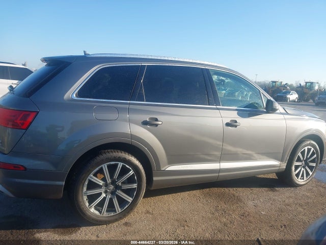Продаж на аукціоні авто 2017 Audi Q7 3.0t Premium, vin: WA1LAAF72HD016817, номер лоту: 44664227
