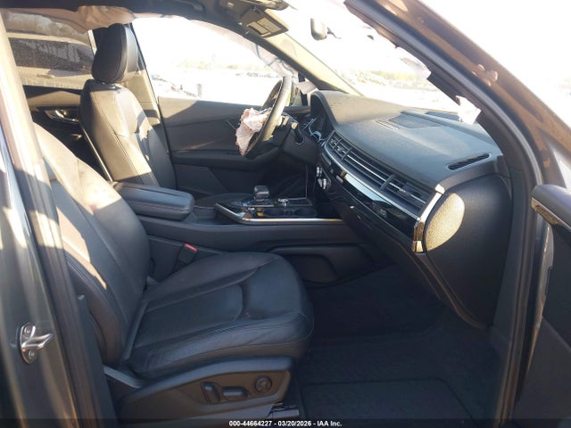 2017 AUDI Q7 WA1LAAF72HD016817 Photo 4