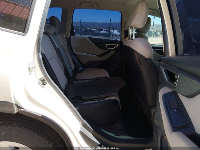Subaru Forester 2019 JF2SKACC8KH431545 Image 8