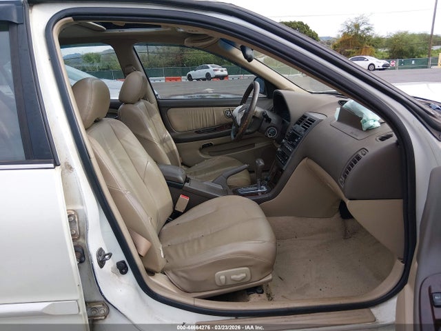 2001 Nissan Maxima Gle მანქანა იყიდება აუქციონზე, vin: JN1CA31D81T811593, აუქციონის ნომერი: 44664276