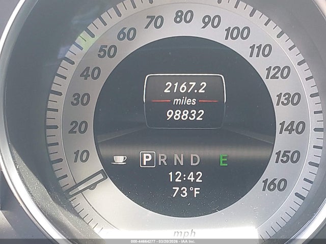 2013 Mercedes-benz C 250 მანქანა იყიდება აუქციონზე, vin: WDDGJ4HB8DG051287, აუქციონის ნომერი: 44664277
