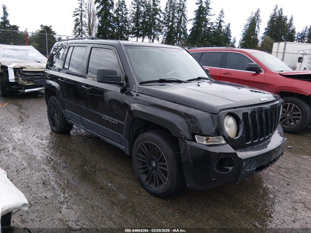 2014 1C4NJRBB3ED924664 main image