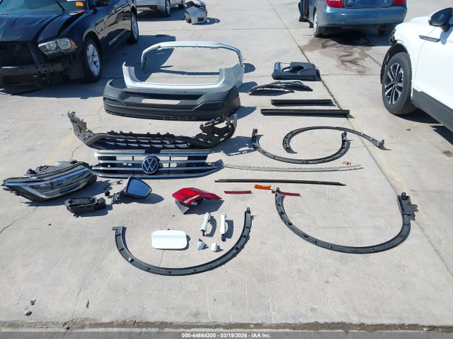 Aukcja sprzedaży 2022 Volkswagen Tiguan 2.0t S, vin: 3VV1B7AX9NM035998, numer aukcji: 44664300