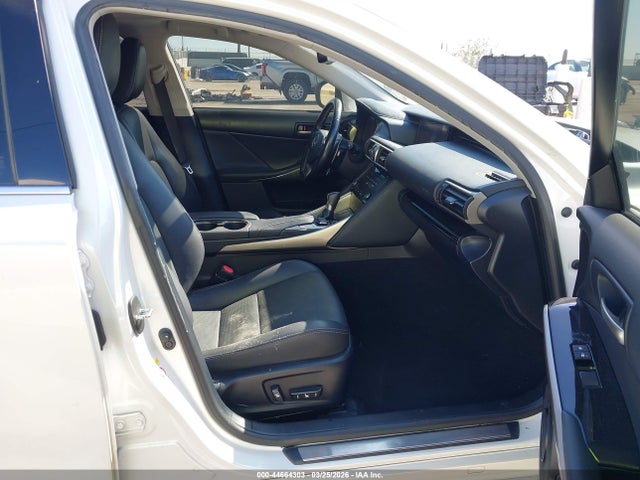 JTHBA1D27J5066460 Lexus IS 300