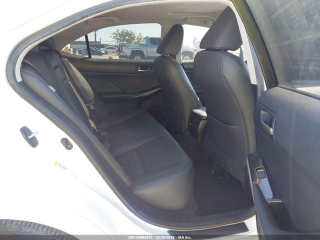 JTHBA1D27J5066460 Lexus IS 300