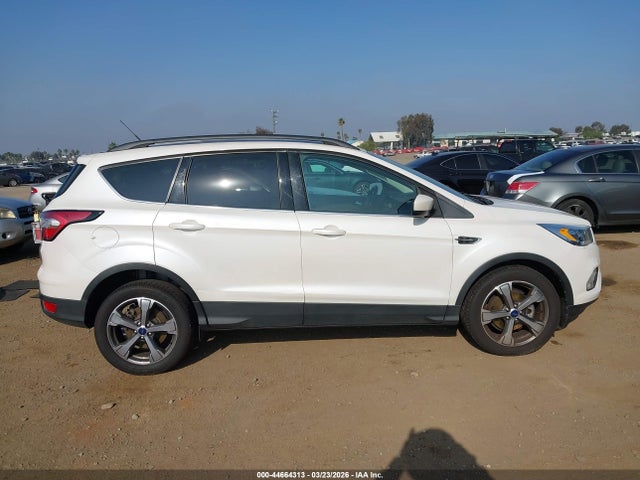 Ford ESCAPE SE 2017 1FMCU0GD7HUE97445 Image 13