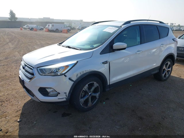 Ford ESCAPE SE 2017 1FMCU0GD7HUE97445 Image 2
