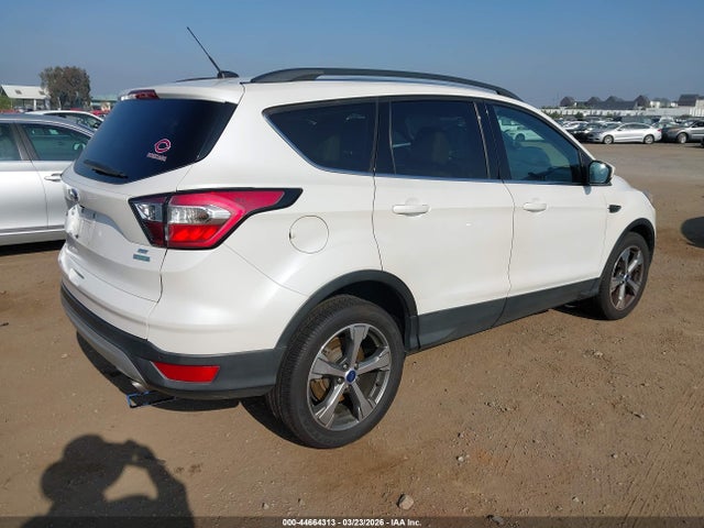 Ford ESCAPE SE 2017 1FMCU0GD7HUE97445 Image 4