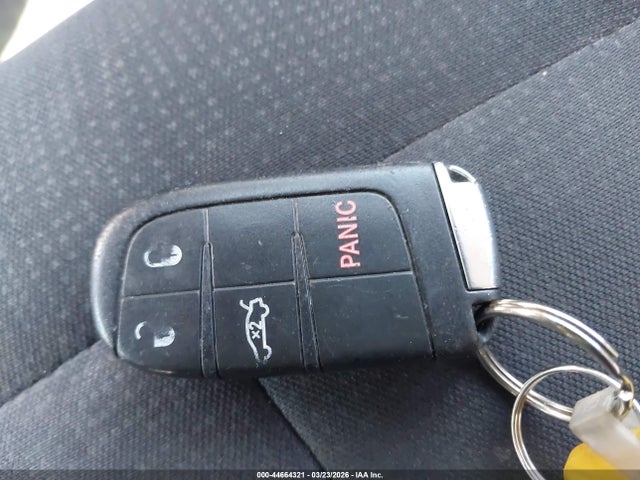 Aukcja sprzedaży 2015 Chrysler 200 Limited, vin: 1C3CCCAB7FN571328, numer aukcji: 44664321