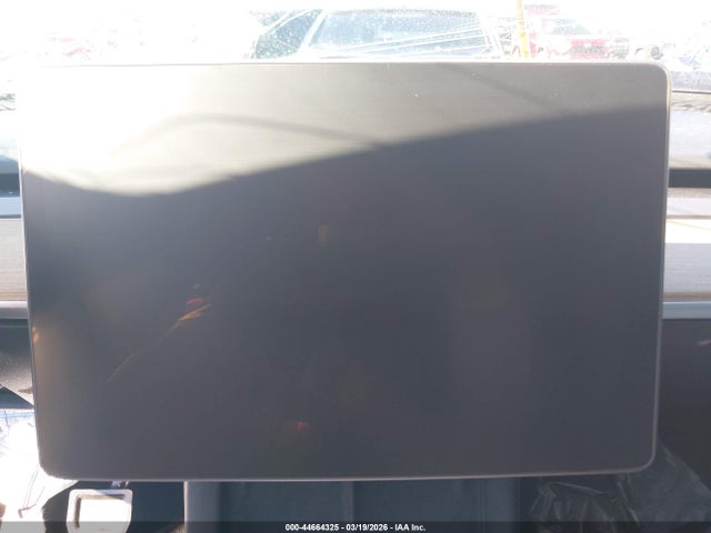 Продаж на аукціоні авто 2022 Tesla Model Y Long Range Dual Motor All-wheel Drive, vin: 7SAYGAEE4NF351577, номер лоту: 44664325
