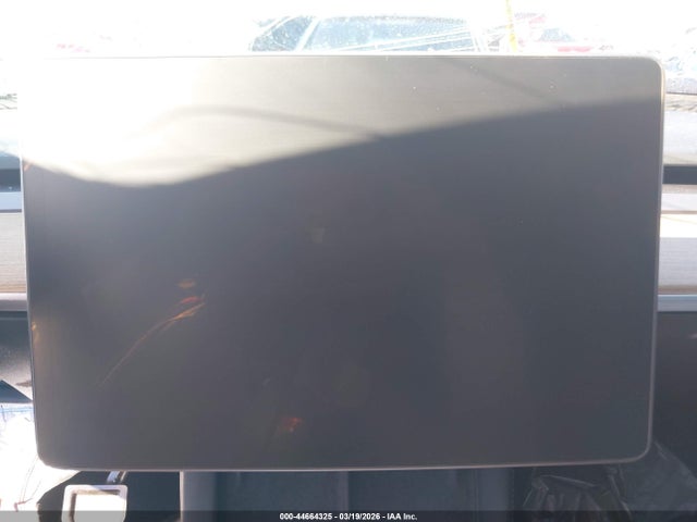 Продаж на аукціоні авто 2022 Tesla Model Y Long Range Dual Motor All-wheel Drive, vin: 7SAYGAEE4NF351577, номер лоту: 44664325
