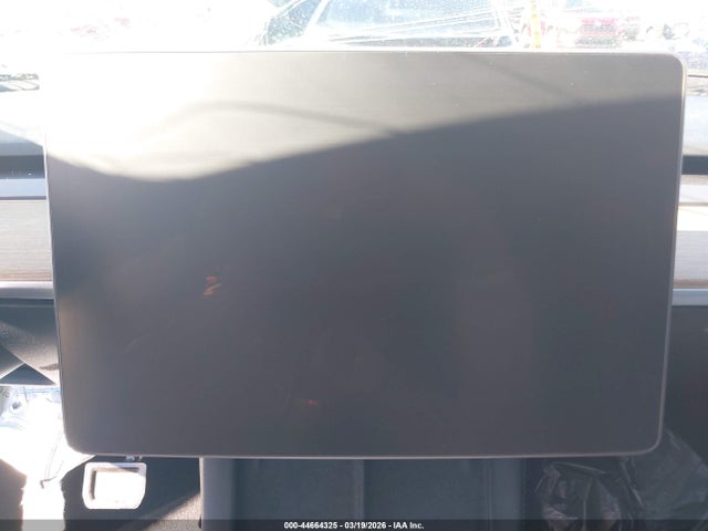 Продаж на аукціоні авто 2022 Tesla Model Y Long Range Dual Motor All-wheel Drive, vin: 7SAYGAEE4NF351577, номер лоту: 44664325