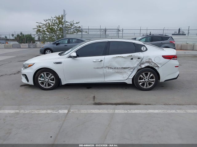 5XXGT4L36KG294881 KIA Optima S