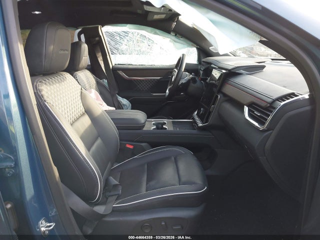 1GKENRRS7SJ239806 GMC Acadia Awd Denali