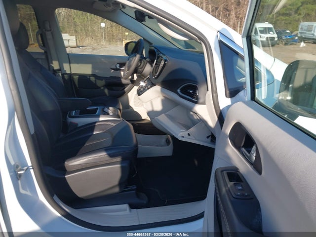 44664367 :رقم المزاد ، 2C4RC1BG4RR120451 vin ، 2024 Chrysler Pacifica Touring L مزاد بيع