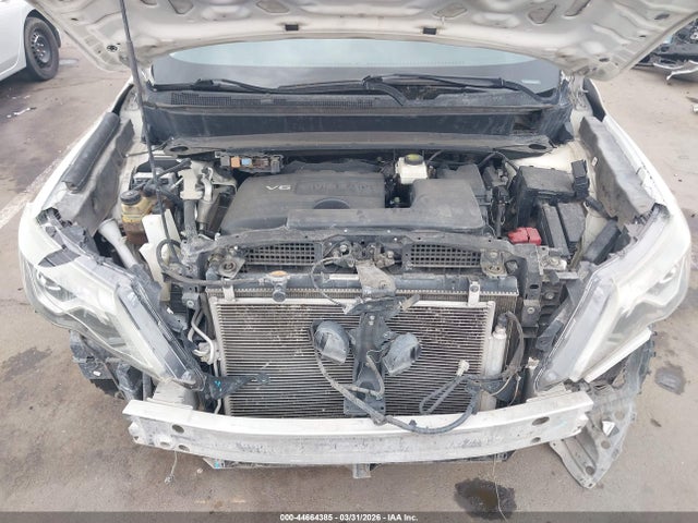 5N1DR2MN8HC636681 Nissan Pathfinder Sv