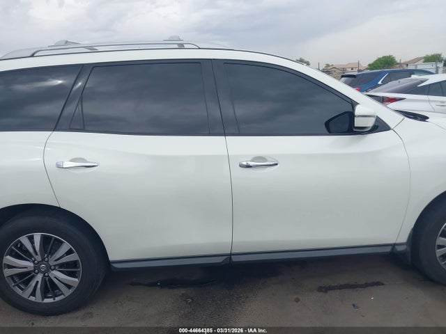 5N1DR2MN8HC636681 Nissan Pathfinder Sv