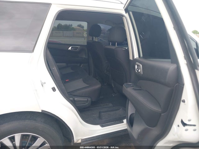 5N1DR2MN8HC636681 Nissan Pathfinder Sv