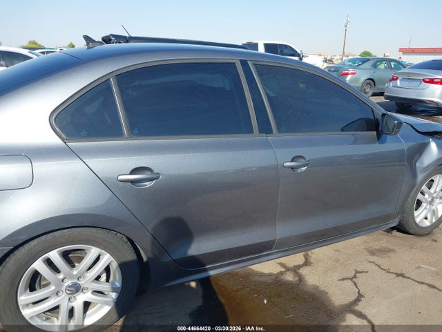 3VWLA7AJ9FM422359 Volkswagen Jetta 2.0l Tdi S