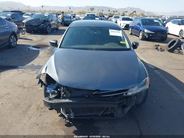 3VWLA7AJ9FM422359 Volkswagen Jetta 2.0l Tdi S