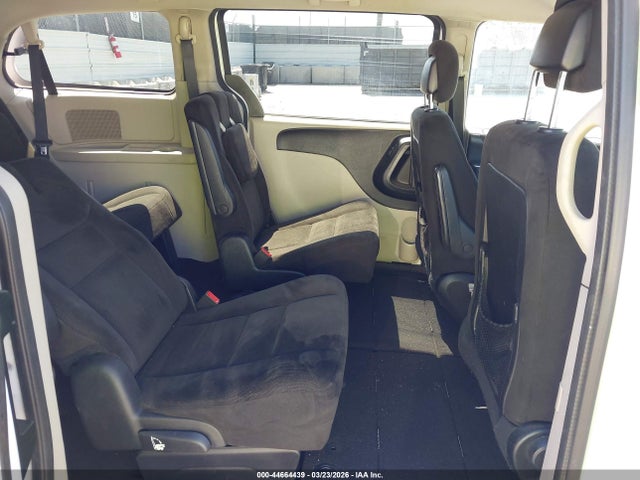 2C4RDGCG2GR354275 Dodge Grand Caravan Sxt